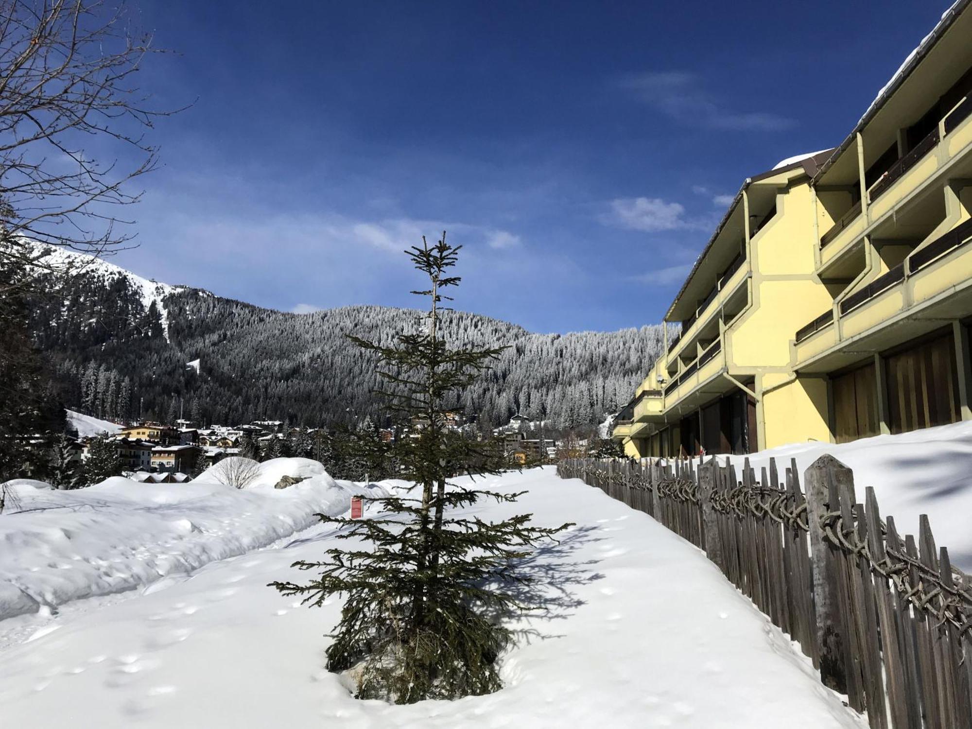 Residenza Silvana Madonna Eksteriør billede
